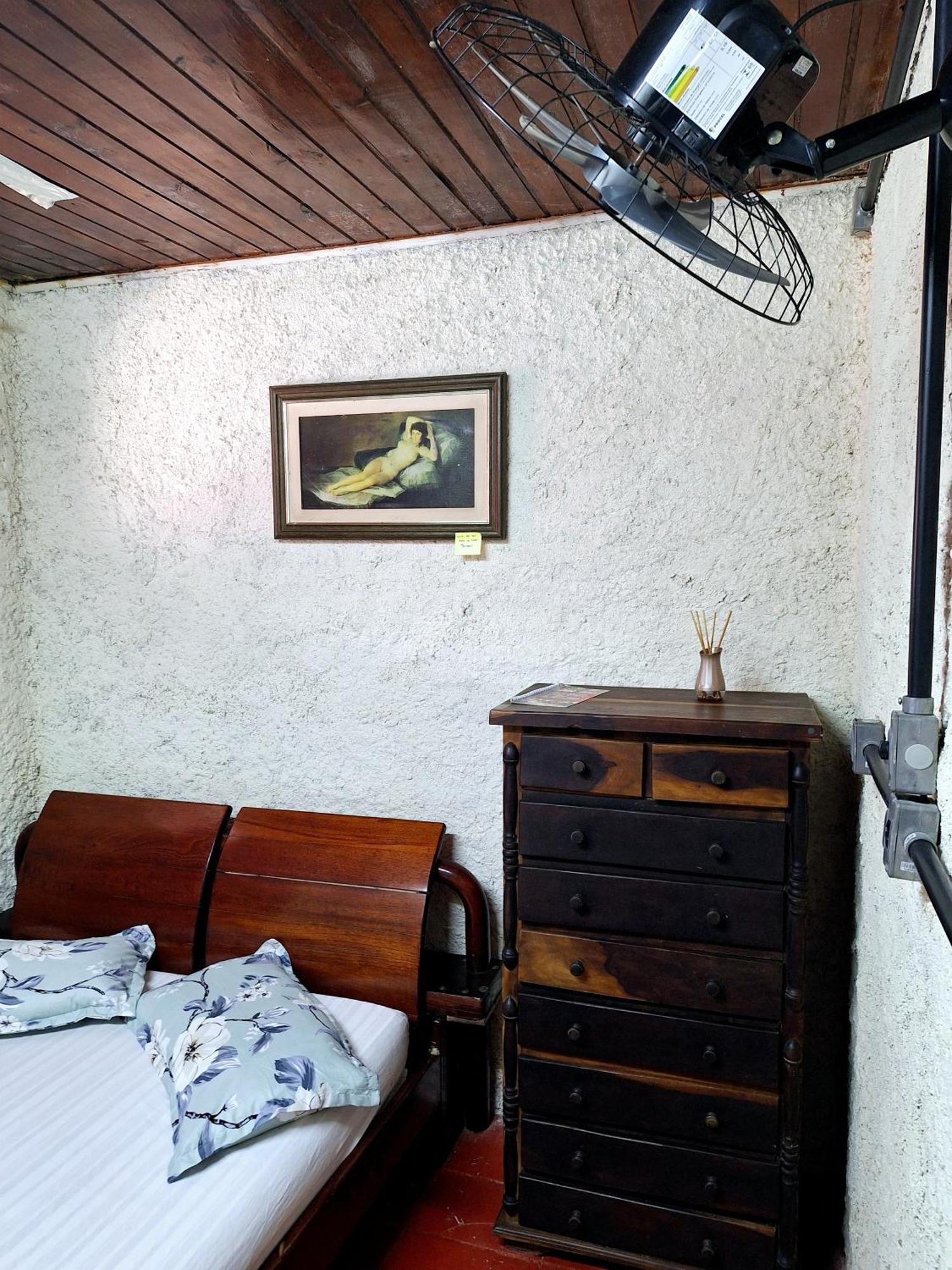 Hostel Canto Da Praia Sao Sebastiao - Proximo Ao Enrocamento Caraguatatuba エクステリア 写真