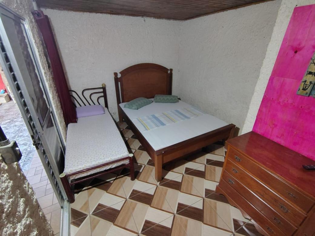 Hostel Canto Da Praia Sao Sebastiao - Proximo Ao Enrocamento Caraguatatuba 部屋 写真