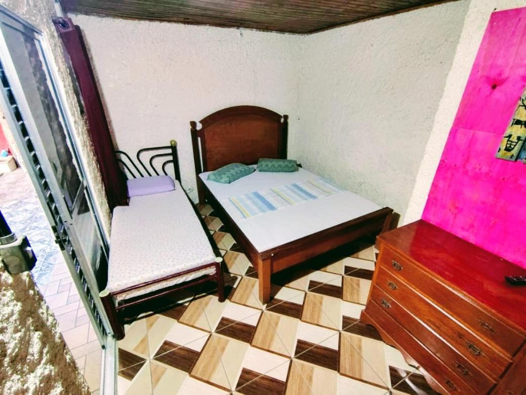 Hostel Canto Da Praia Sao Sebastiao - Proximo Ao Enrocamento Caraguatatuba エクステリア 写真
